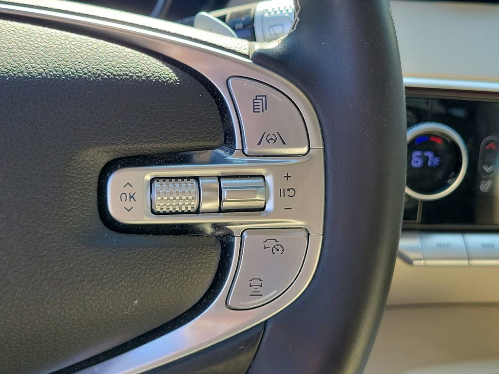 Used 2024 Genesis GV70 2.5T w/ Advanced Package image 22