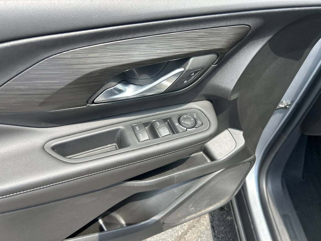 Certified 2023 GMC Terrain SLE w/ Elevation Edition FWD image 16