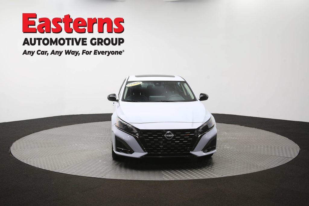 Used 2023 Nissan Altima 2.5 SR w/ SR Premium Package FWD image 53