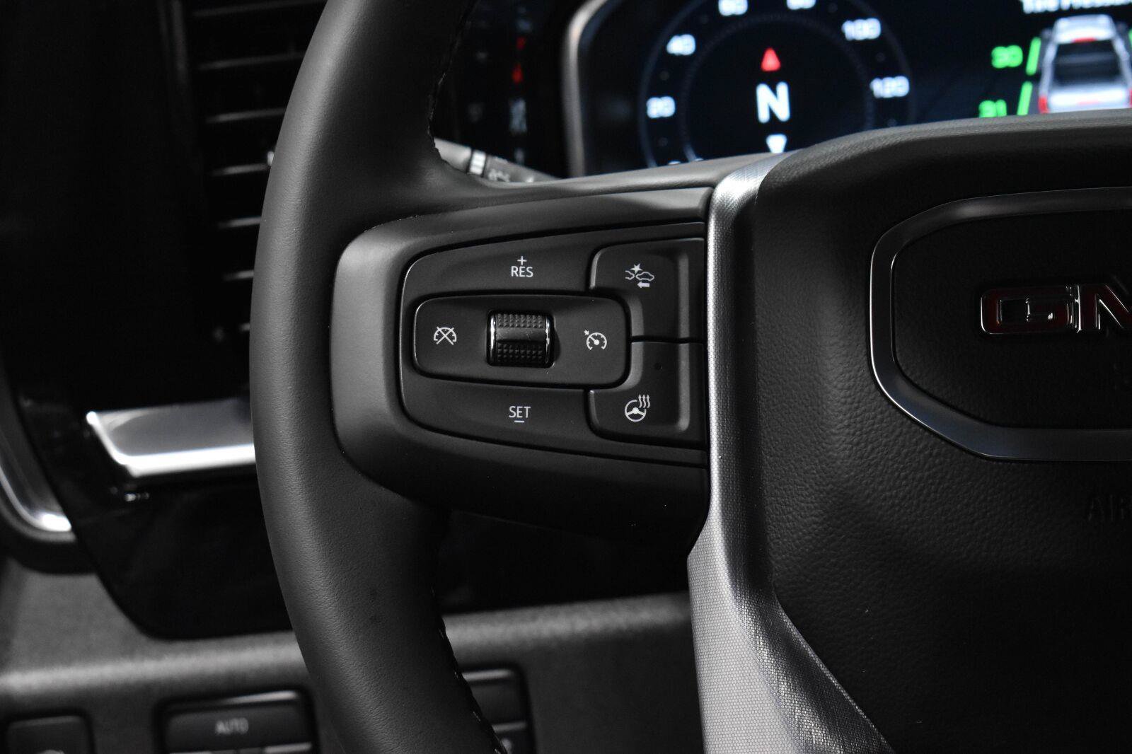 Used 2024 GMC Sierra 1500 Elevation AWD/4WD image 7