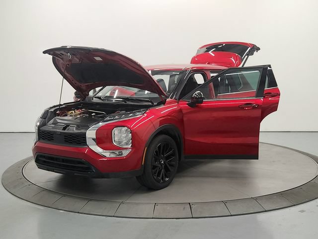 Used 2023 Mitsubishi Outlander Ralliart AWD/4WD image 12