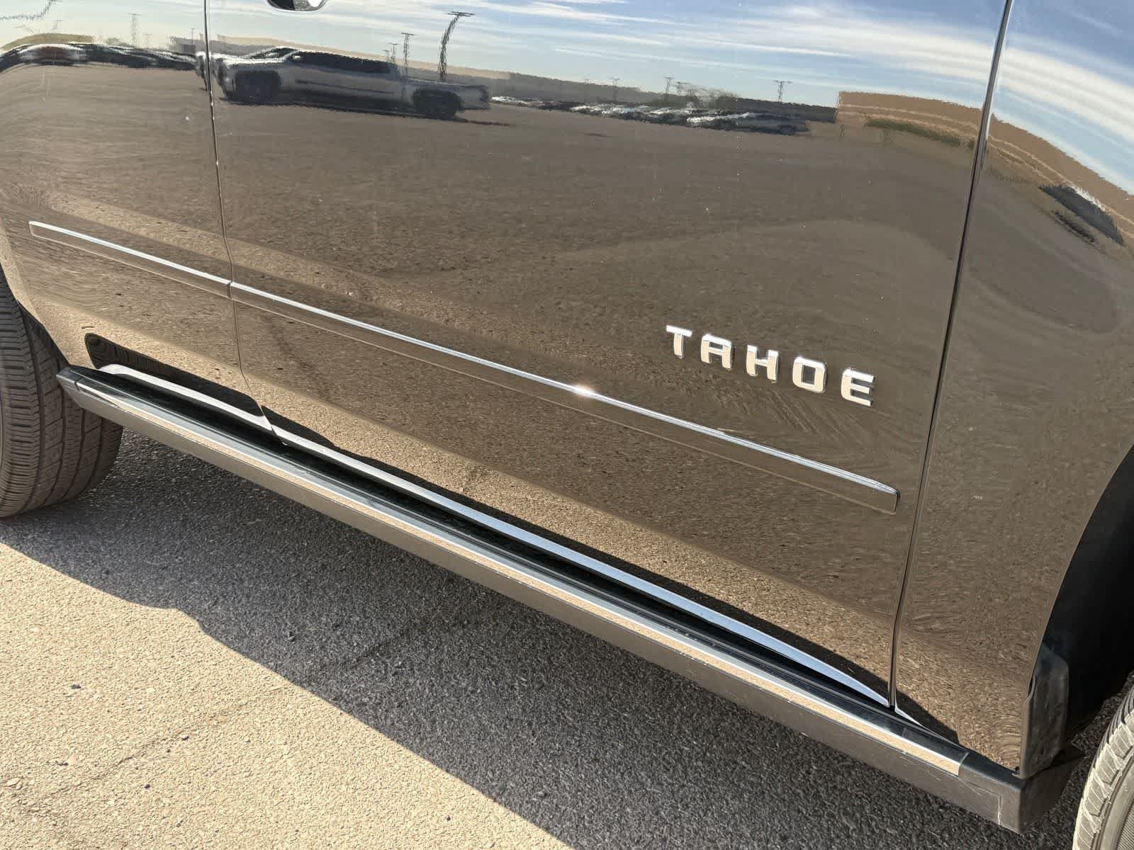 Used 2020 Chevrolet Tahoe Premier AWD/4WD image 8