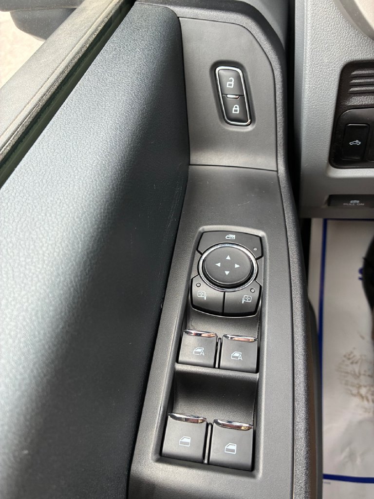 Used 2025 Ford F350 XL w/ 360-Degree Camera Package AWD/4WD image 18