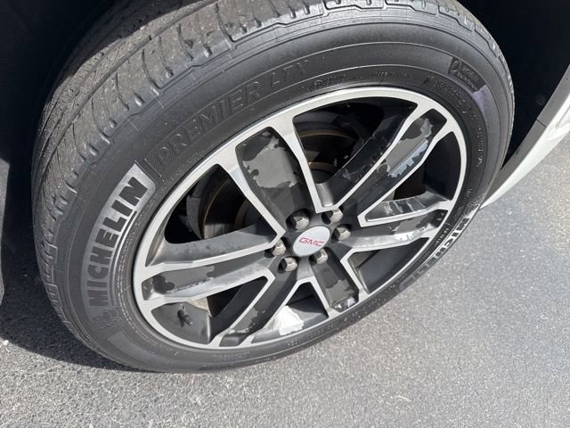 Used 2019 GMC Acadia Denali w/ Technology Package image 15