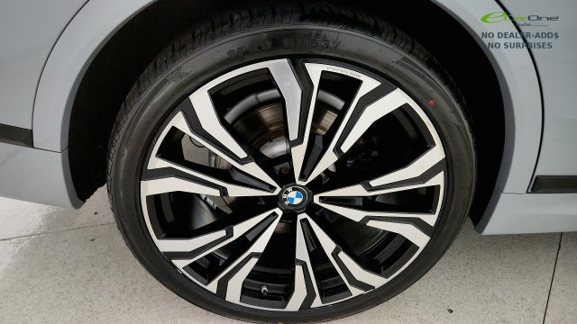 Used 2023 BMW X7 xDrive40i w/ Executive Package AWD/4WD image 83