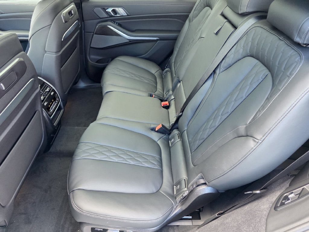 New 2027 BMW X7 M60i AWD/4WD image 12