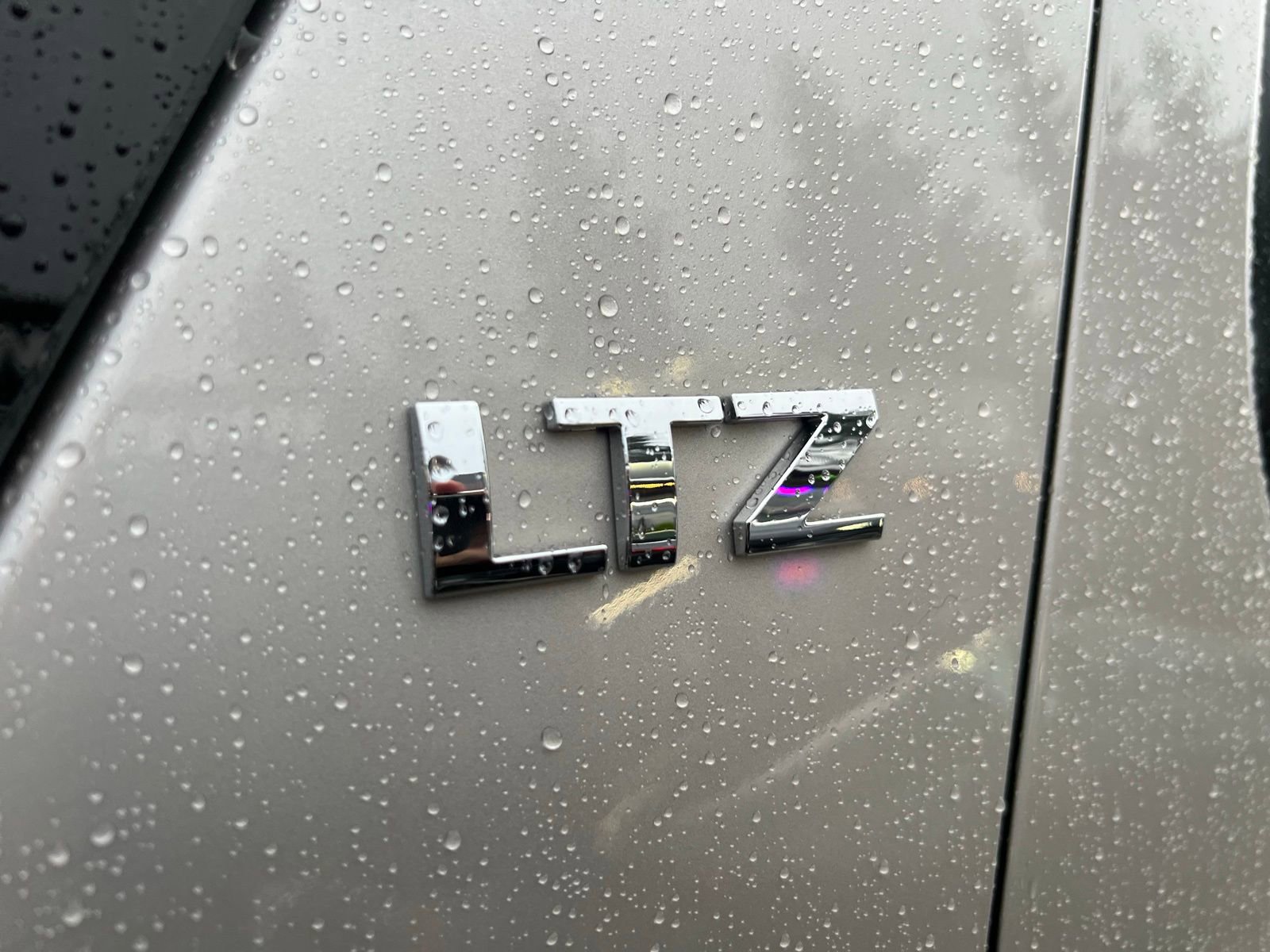 Used 2007 Chevrolet Tahoe LTZ w/ LTZ Preferred Equipment Group image 5