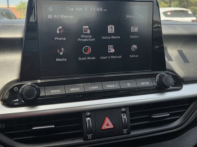 Used 2024 Kia Forte LXS image 9