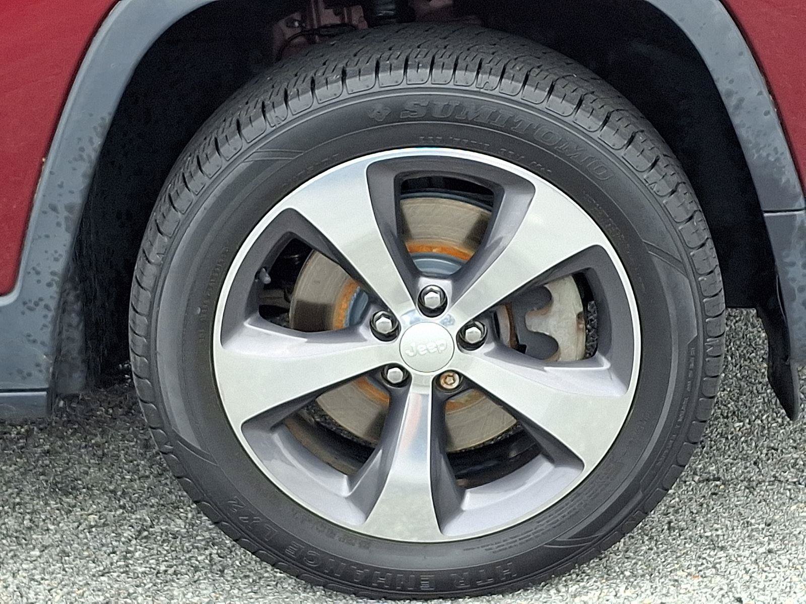 Used 2019 Jeep Cherokee Limited AWD/4WD image 8