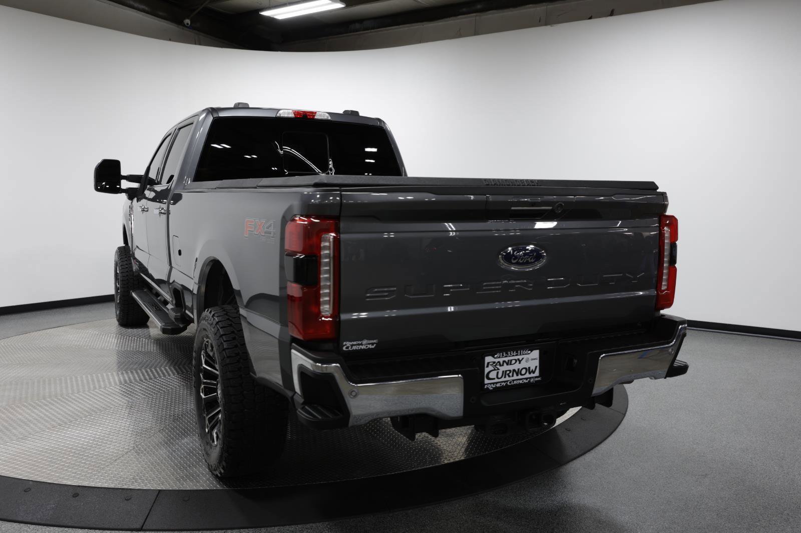 Used 2024 Ford F350 Lariat w/ Chrome Package image 5