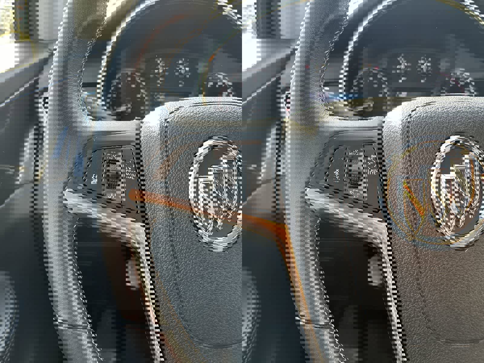 Used 2019 Buick Encore Preferred image 11