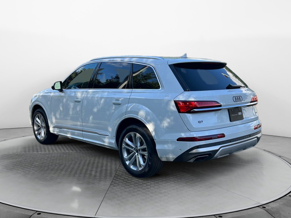 Certified 2025 Audi Q7 2.0T Premium image 5