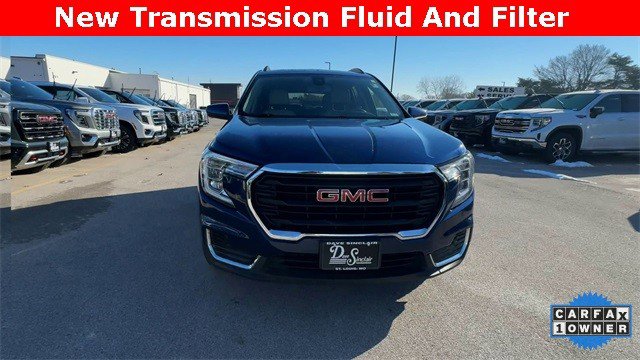 Used 2022 GMC Terrain SLE w/ Driver Convenience Package image 3