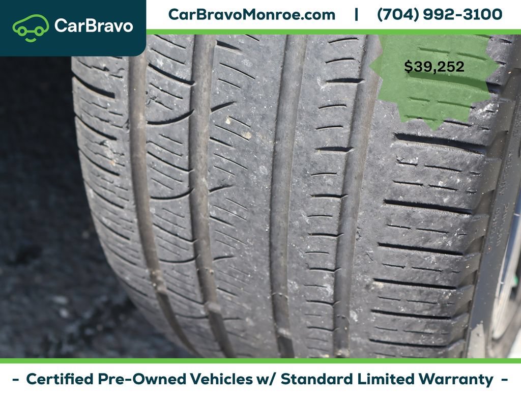 Used 2022 Volvo XC90 T8 Inscription AWD/4WD image 12