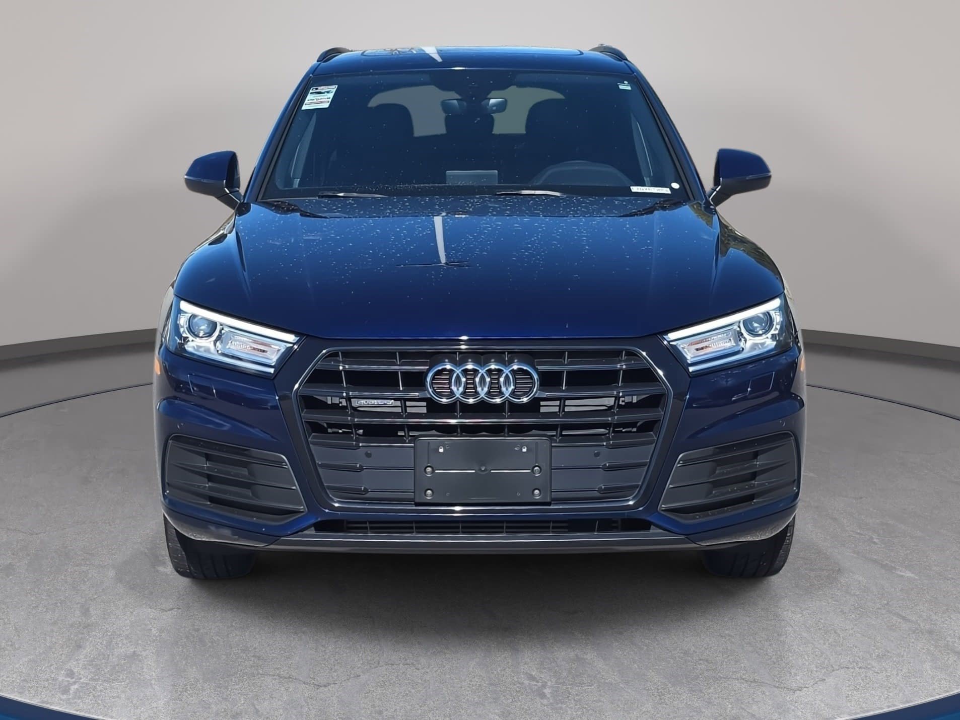 Used 2020 Audi Q5 2.0T Premium w/ Titanium Sport Package image 2