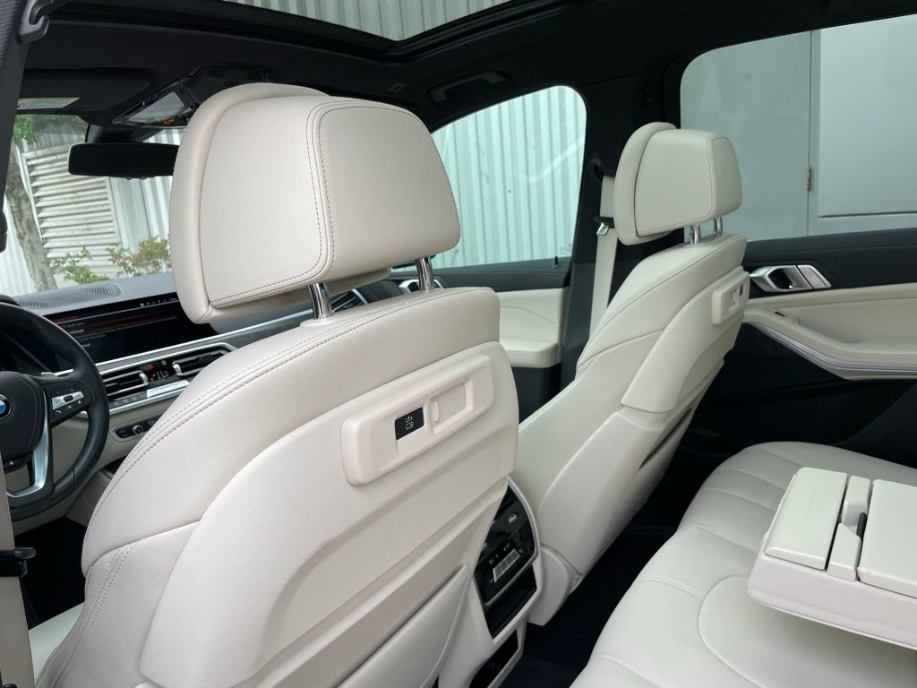 Used 2022 BMW X5 xDrive40i w/ Premium Package image 28