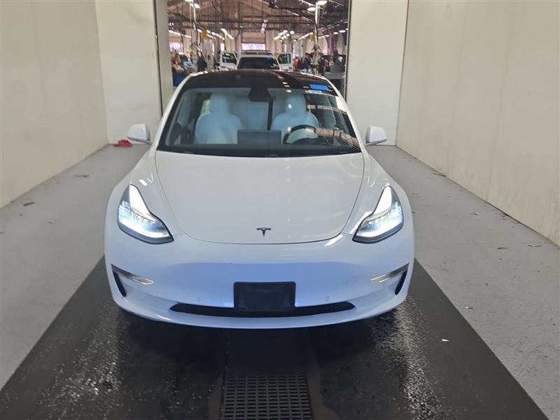 Used 2020 Tesla Model 3 Long Range image 4