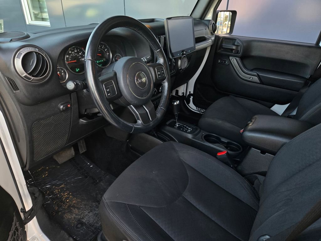 Used 2018 Jeep Wrangler Unlimited Sport S image 11