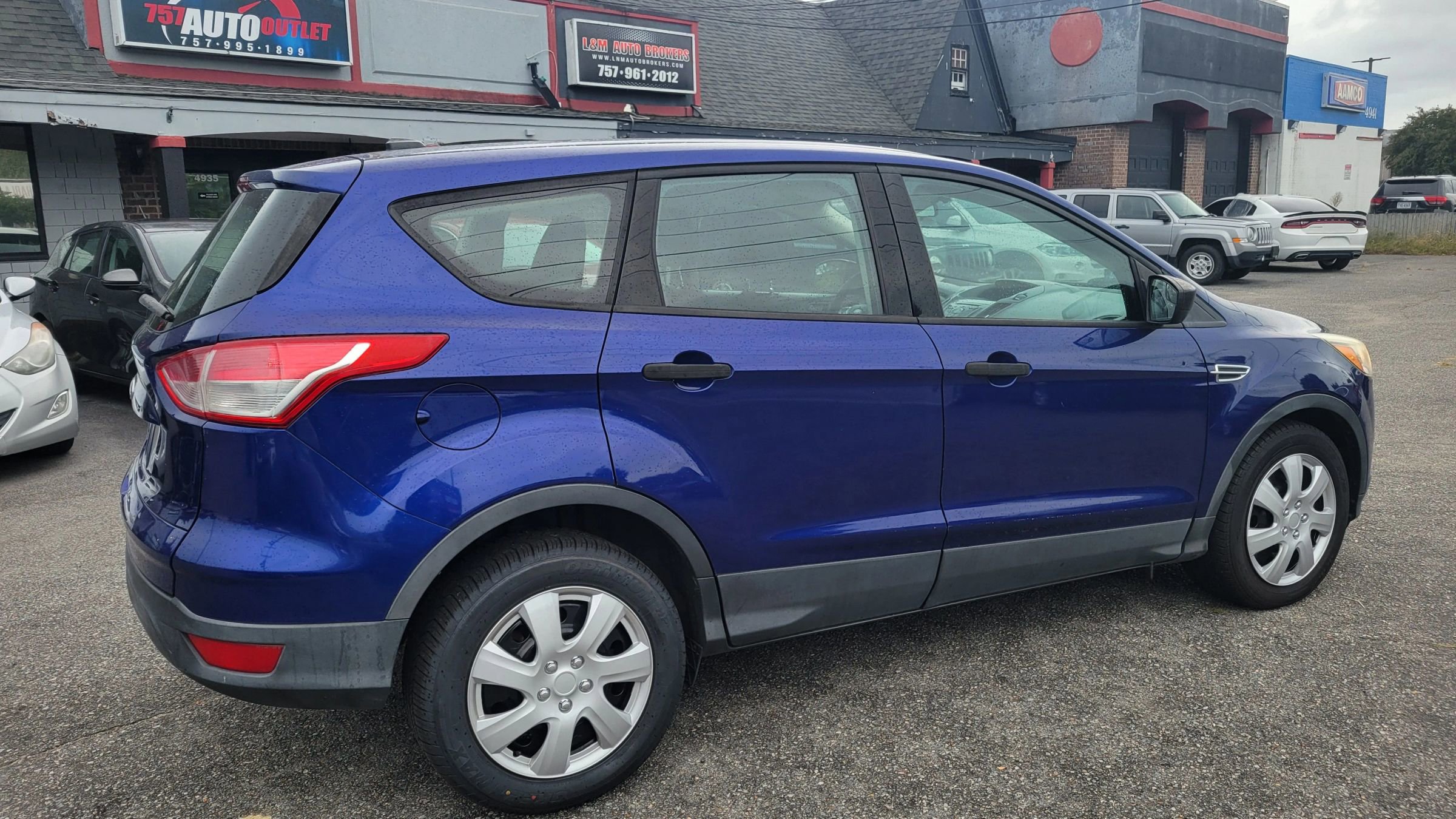Used 2014 Ford Escape S image 5