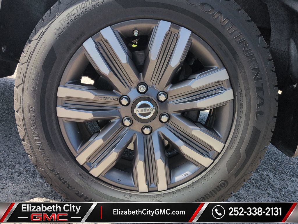 Used 2022 Nissan Titan Platinum Reserve w/ Moonroof Package AWD/4WD image 25