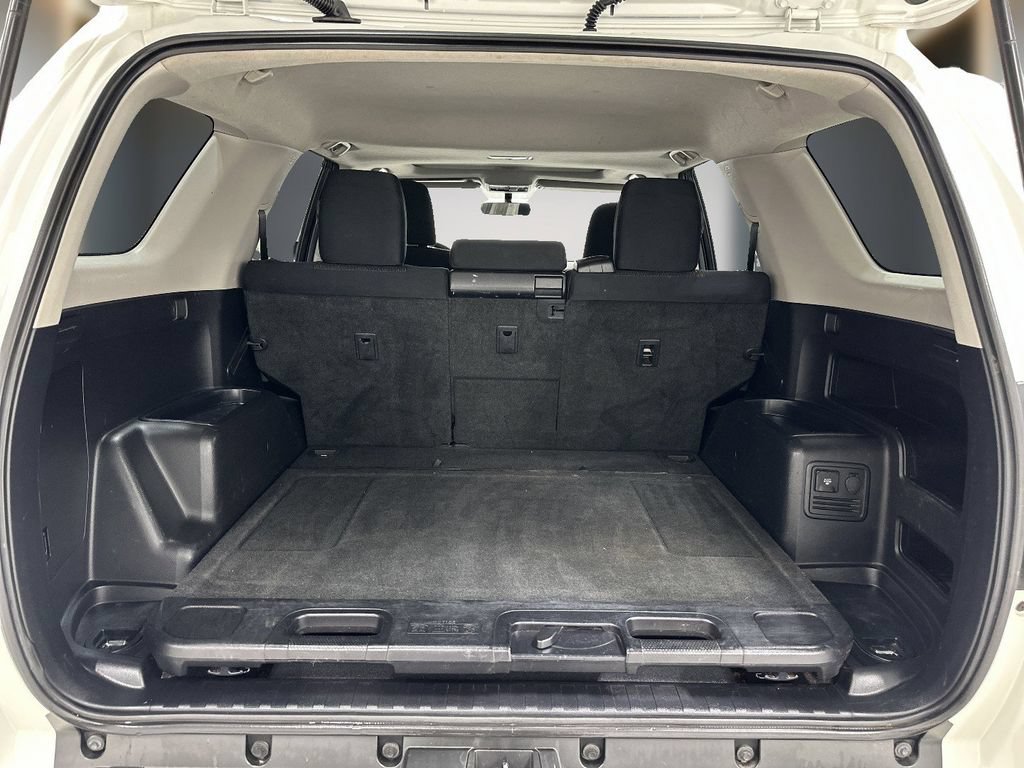 Used 2012 Toyota 4Runner SR5 w/ Convenience Pkg RWD image 12
