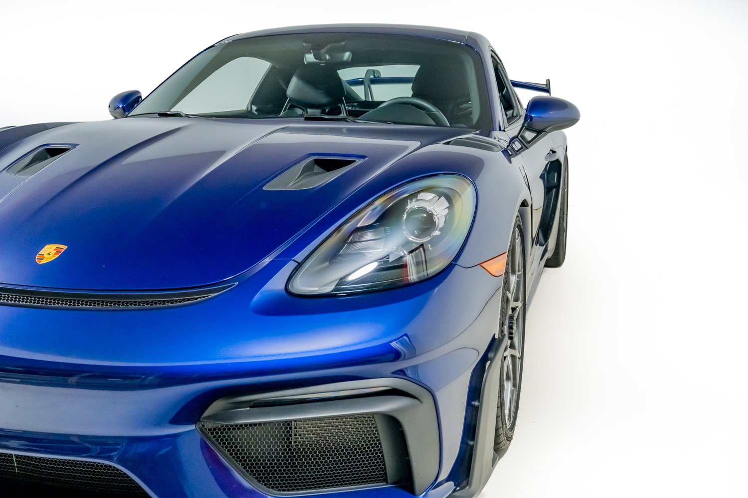 Used 2024 Porsche 718 Cayman GT4 RS RWD image 38