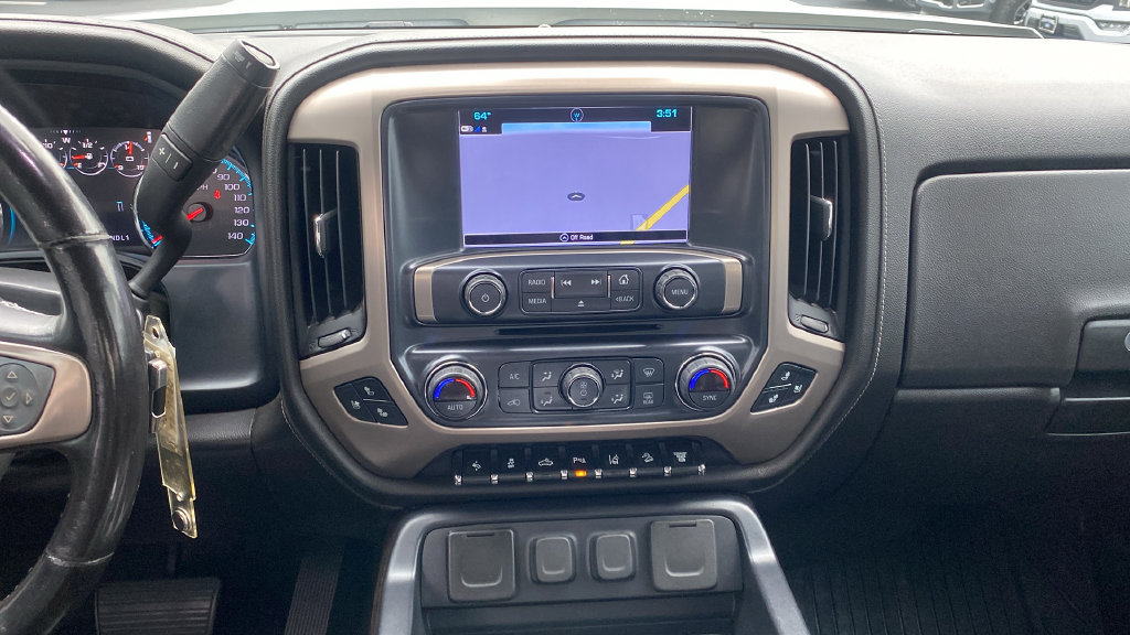 Used 2019 GMC Sierra 2500 Denali w/ Duramax Plus Package AWD/4WD image 20
