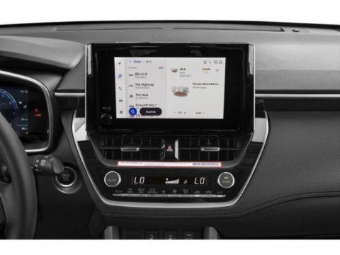 Used 2023 Toyota Corolla Cross XLE image 10