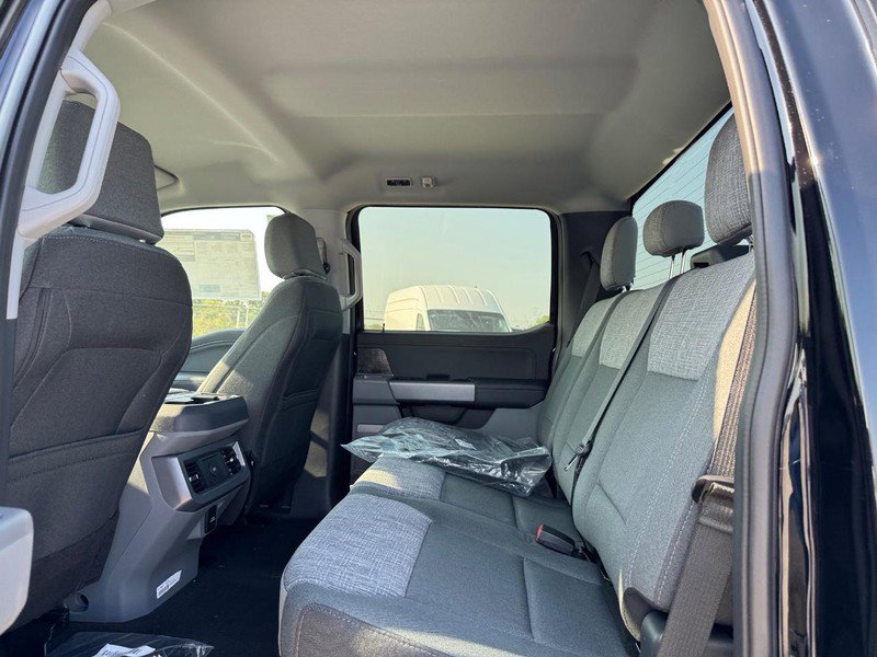 New 2026 Ford F350 XLT w/ XLT Premium Package image 13