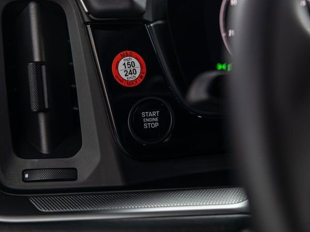 Certified 2025 Porsche Cayenne Coupe image 48