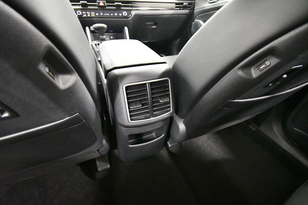 Certified 2026 Kia Sportage SX AWD/4WD image 17