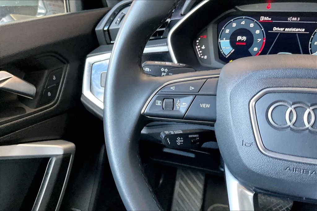 Used 2025 Audi Q3 2.0T Premium image 8