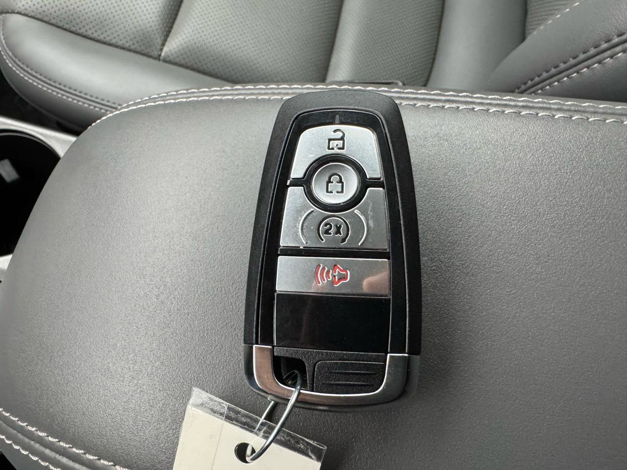 Used 2025 Ford Bronco Sport Badlands image 25