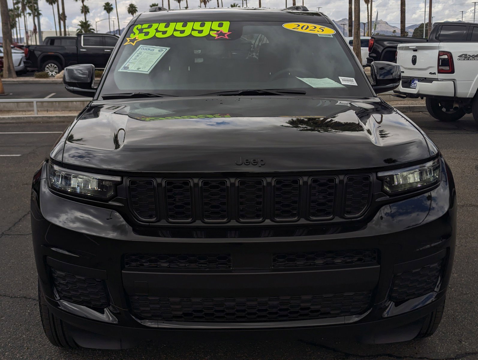 Used 2025 Jeep Grand Cherokee L Altitude AWD/4WD image 7