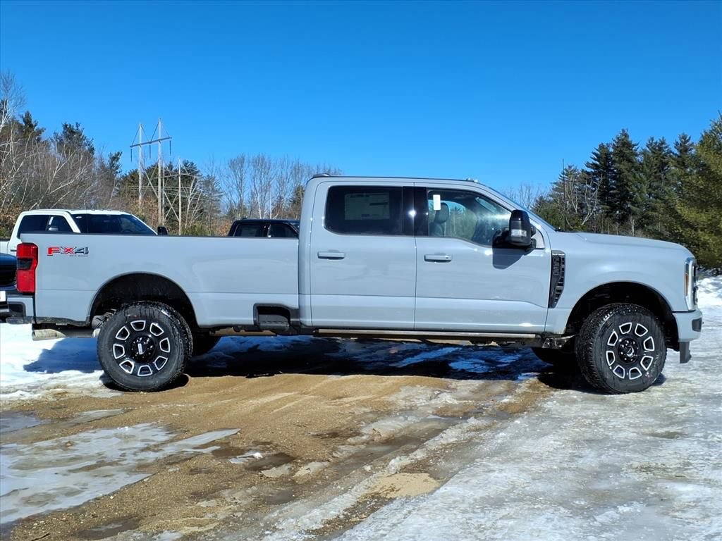 New 2026 Ford F350 Platinum w/ FX4 Off-Road Package image 4