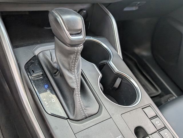 Used 2023 Toyota Highlander XLE image 26