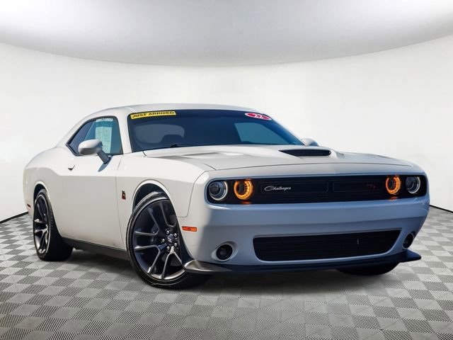 Used 2022 Dodge Challenger R/T Scat Pack w/ Plus Package image 2
