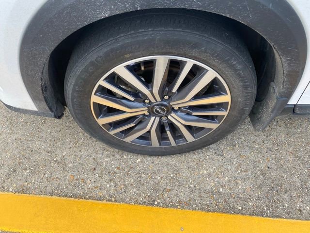 Used 2024 Nissan Kicks SV FWD image 12