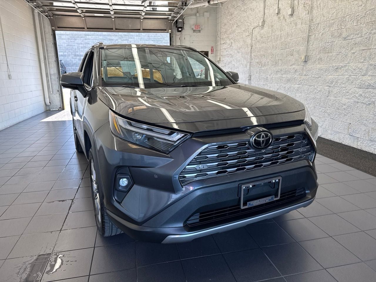 Used 2023 Toyota RAV4 Limited w/ Limited Grade Weather Package AWD/4WD image 2
