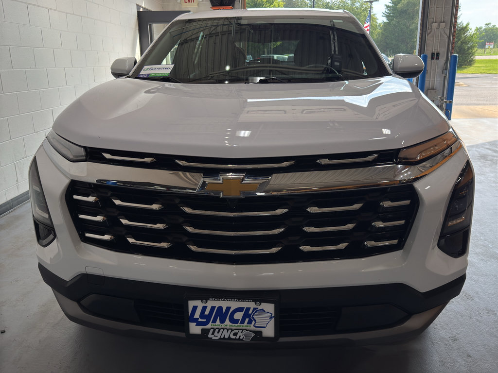 Used 2026 Chevrolet Equinox LT AWD/4WD image 8