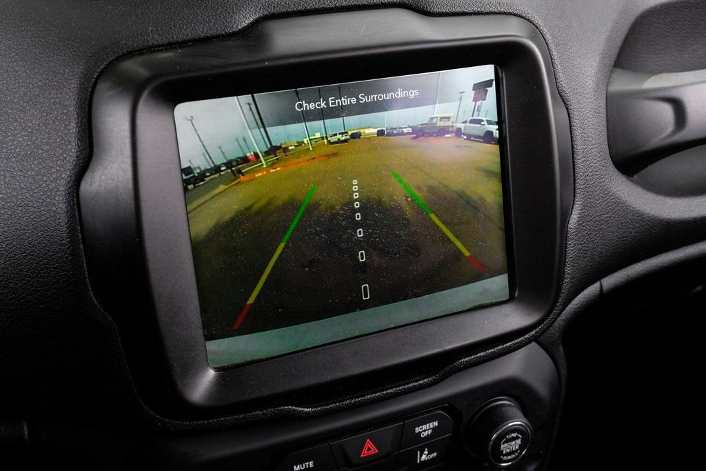 Used 2021 Jeep Renegade Limited image 30