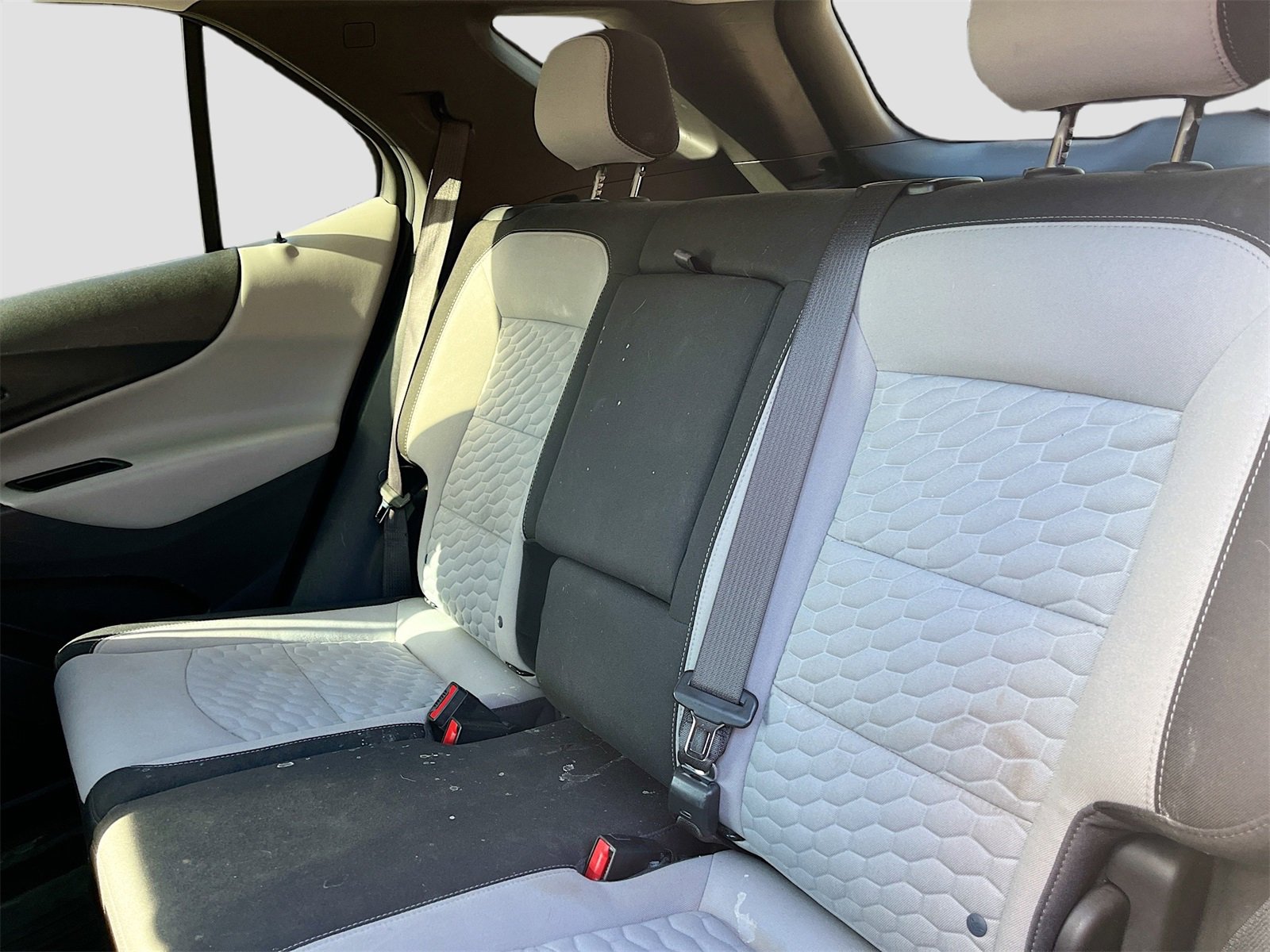 Used 2021 Chevrolet Equinox LS w/ LS Convenience Package image 22