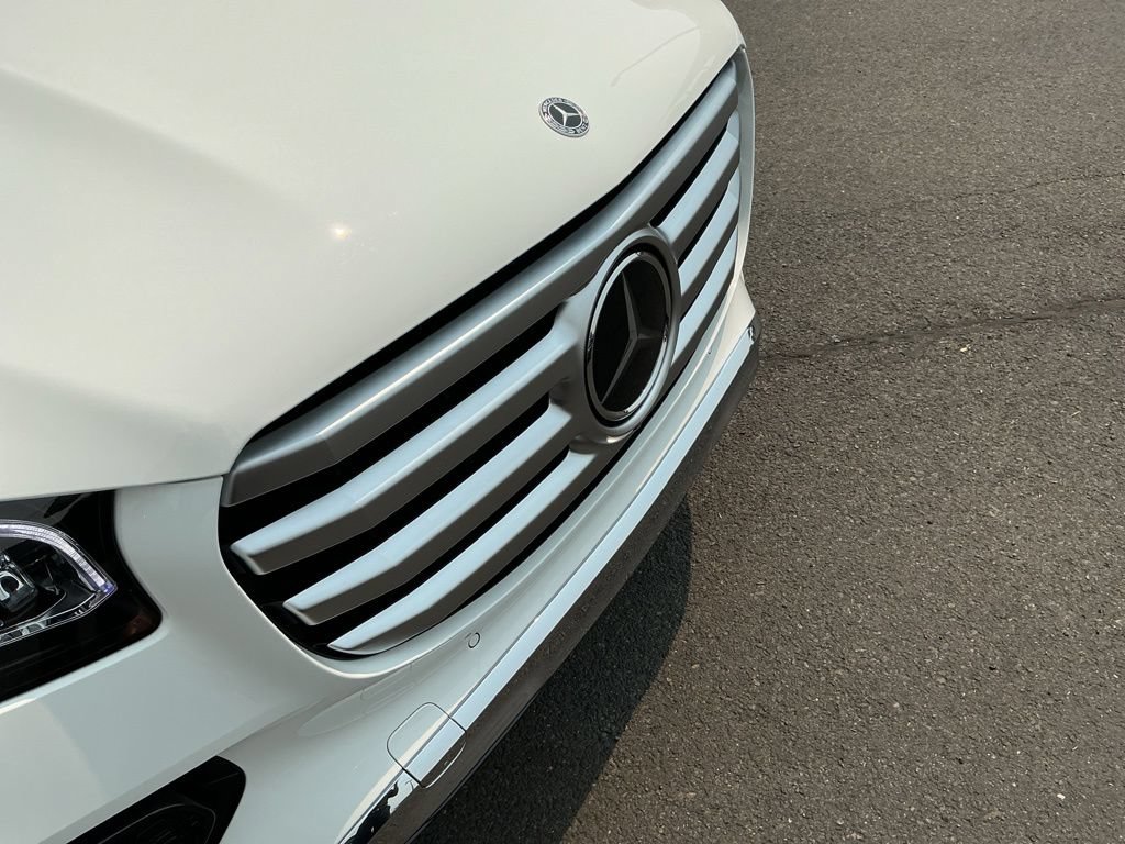 New 2026 Mercedes-Benz GLS 450 4MATIC image 5