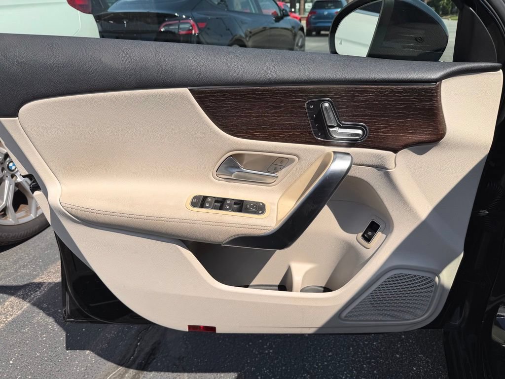 Used 2021 Mercedes-Benz A 220 image 32