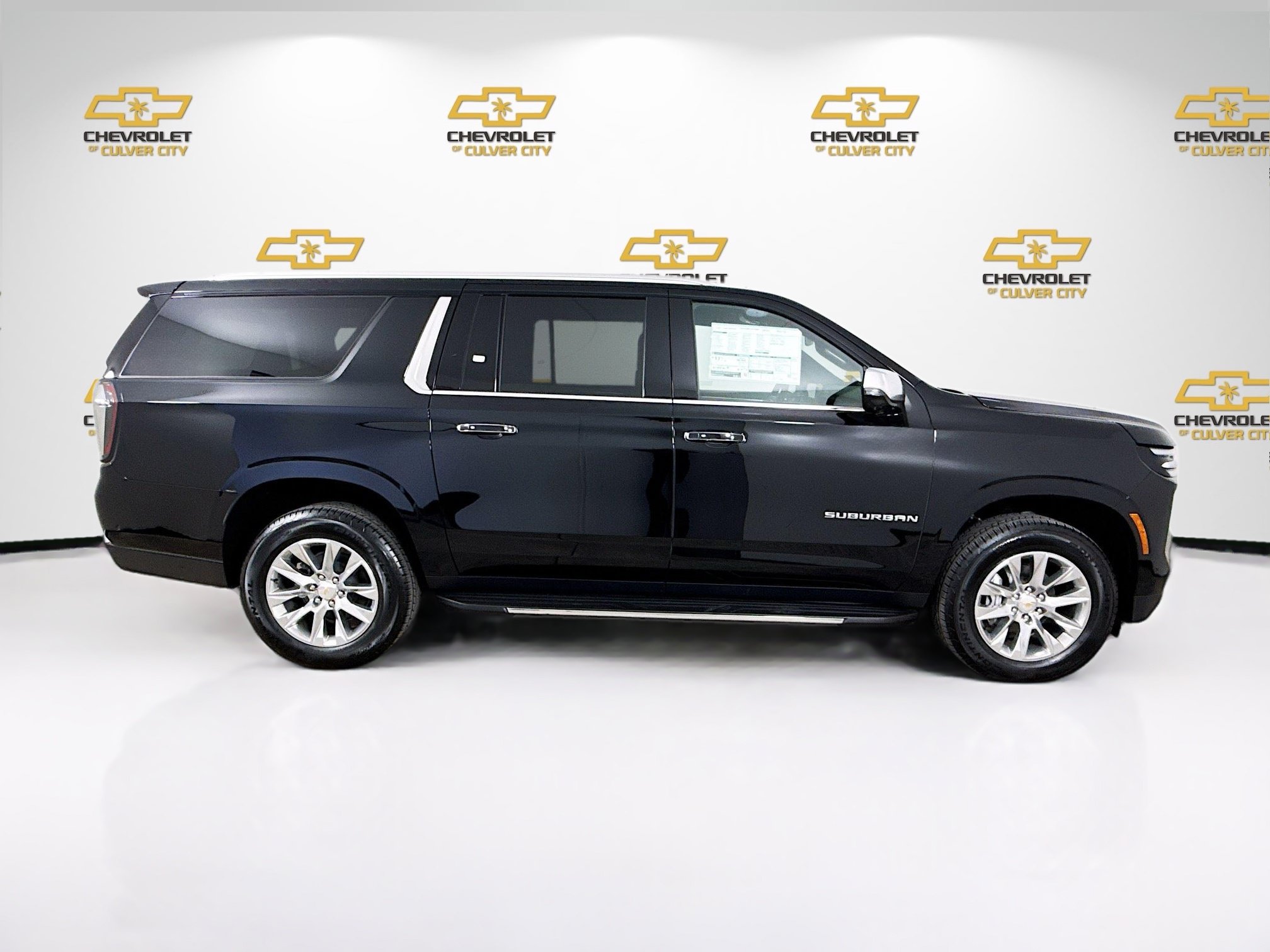 New 2026 Chevrolet Suburban Premier RWD image 9
