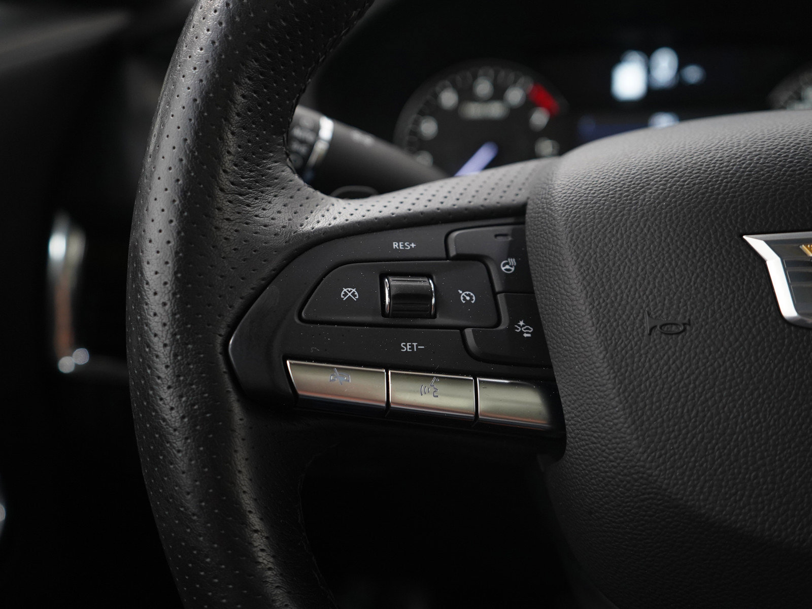 Used 2023 Cadillac XT4 Sport w/ Sun And Sound Package image 27