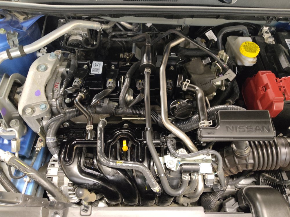 Used 2025 Nissan Sentra SV FWD image 30