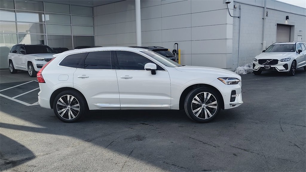 Certified 2023 Volvo XC60 B5 Plus w/ Climate Package image 2