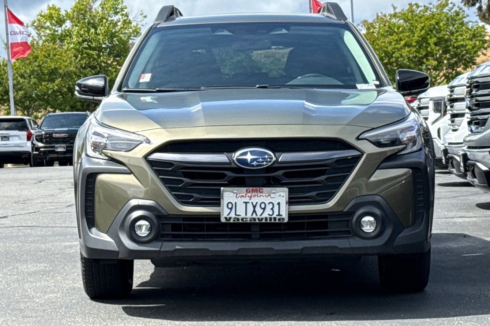 Used 2025 Subaru Outback Premium AWD/4WD image 10