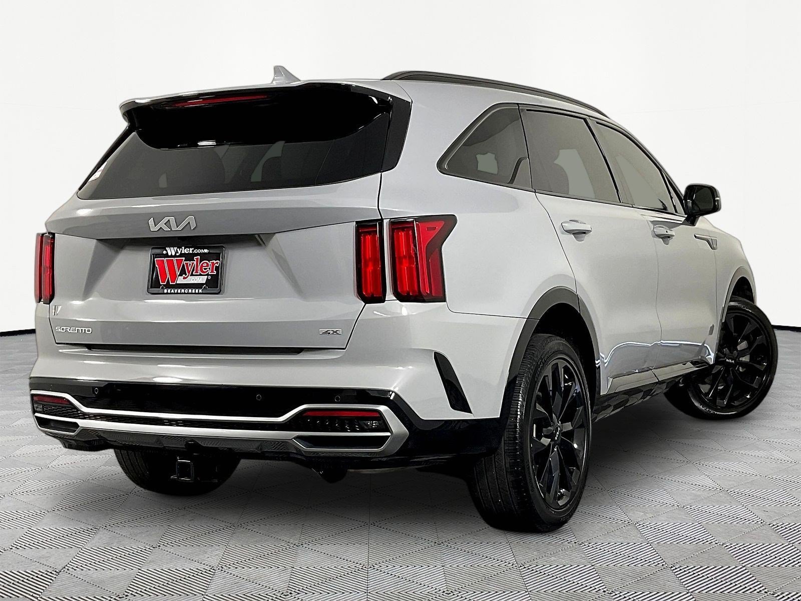 Used 2023 Kia Sorento SX AWD/4WD image 6